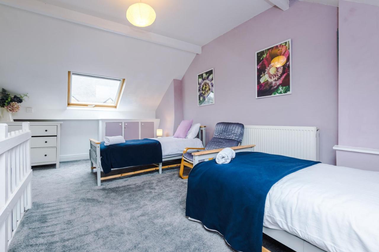 Cosy House With Garden & Parking, Sheffield Villa Exterior foto