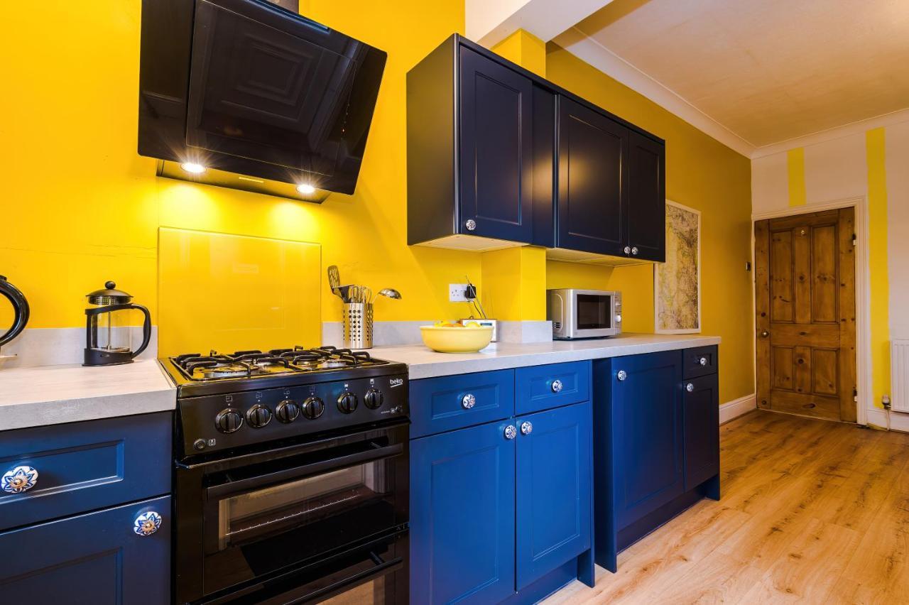 Cosy House With Garden & Parking, Sheffield Villa Exterior foto