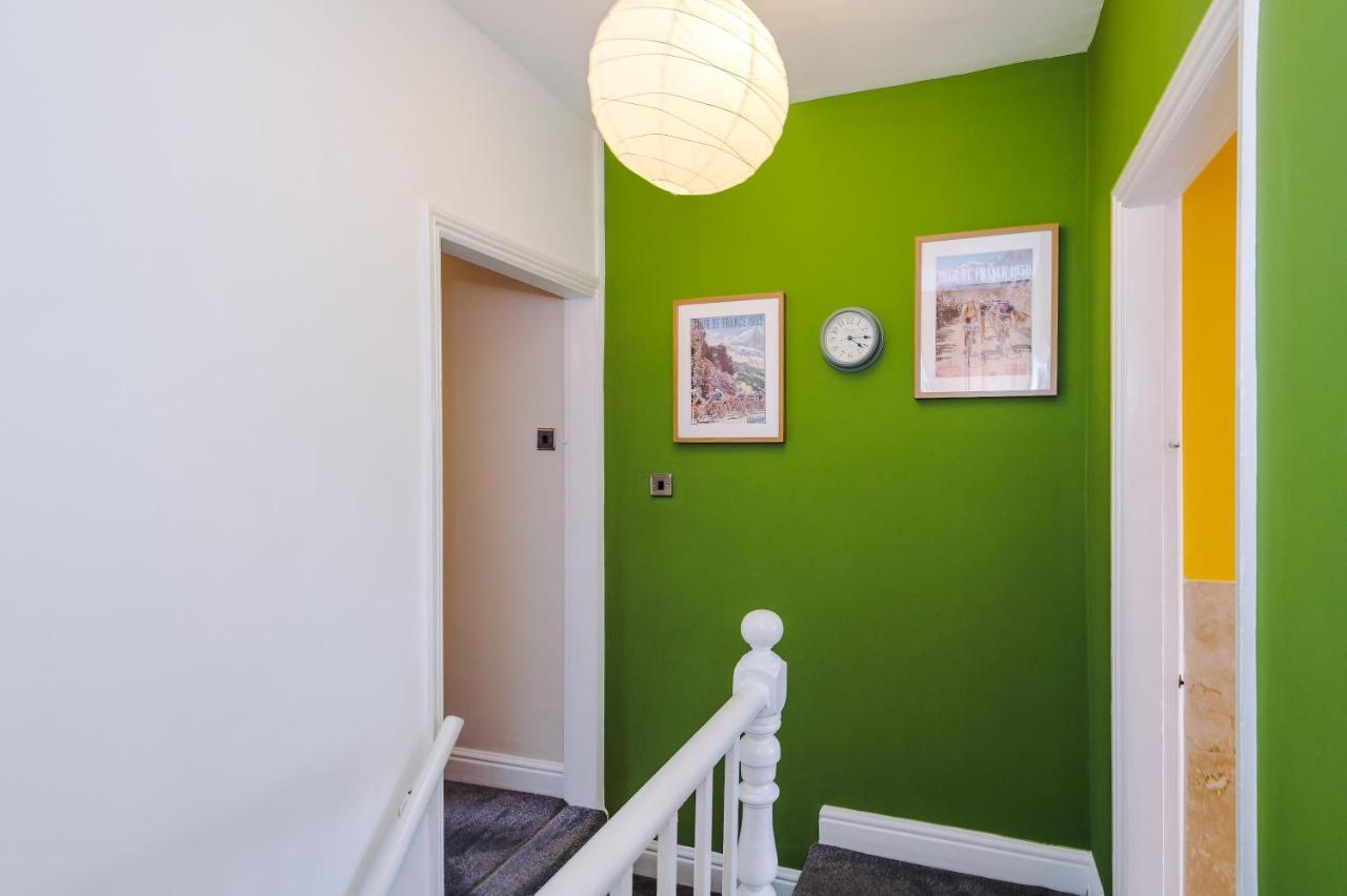 Cosy House With Garden & Parking, Sheffield Villa Exterior foto