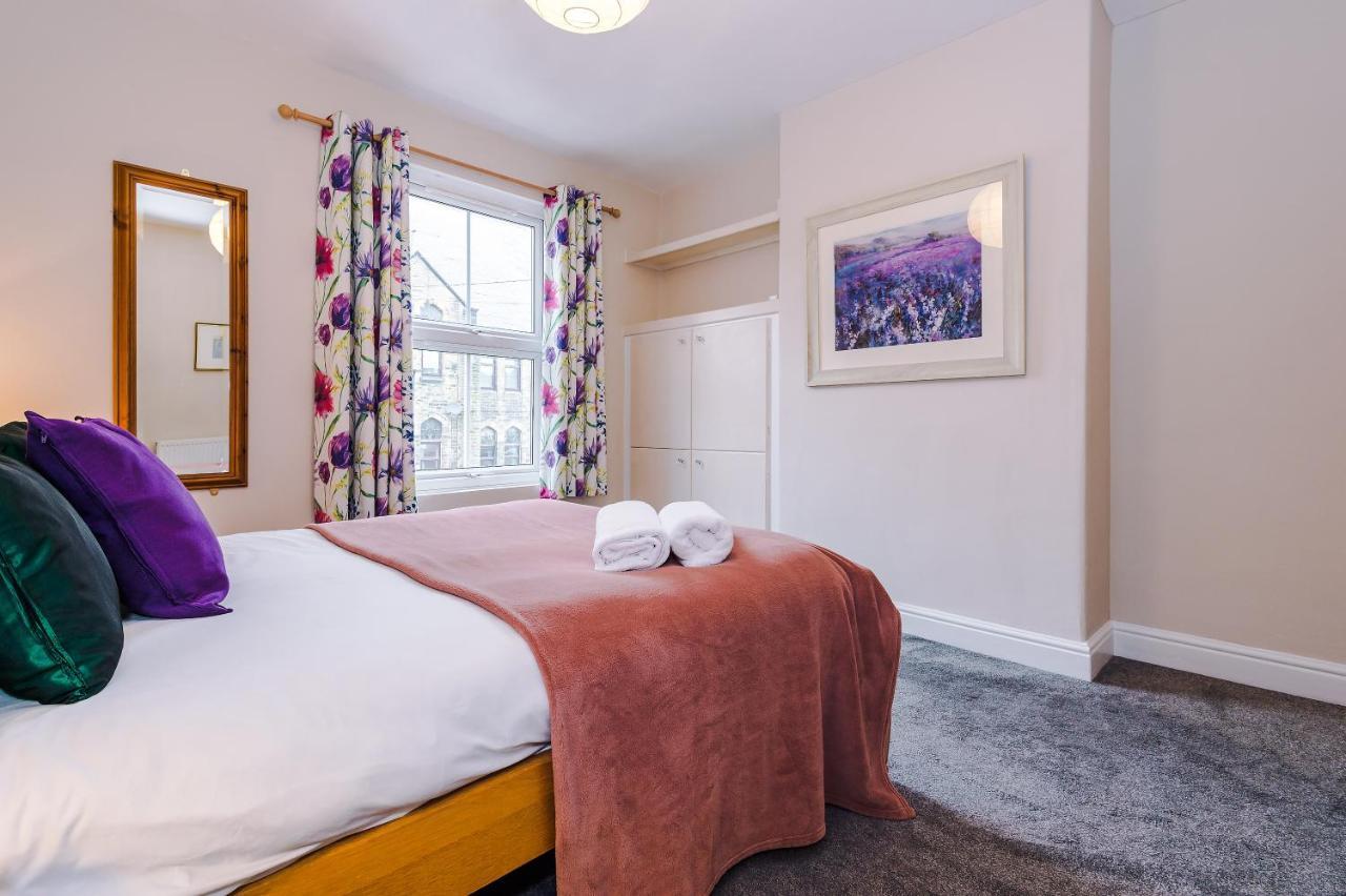 Cosy House With Garden & Parking, Sheffield Villa Exterior foto